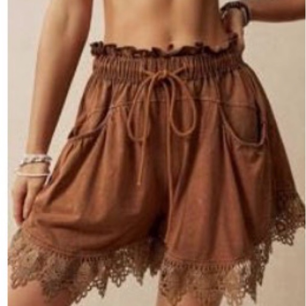 SHEIN Bohofeels Lace Hemline Shorts